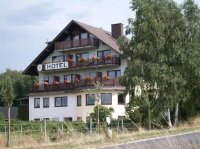 Отель Hotel Wildenburger Hof, Кемпфельд